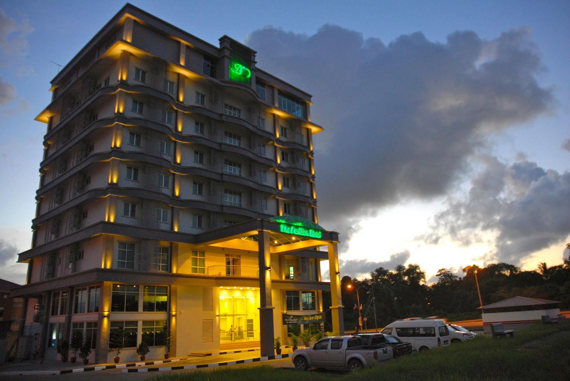 The Pavilion Hotel Sandakan Ngoại thất bức ảnh